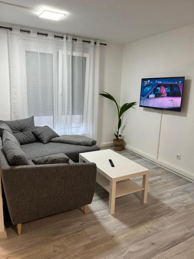 Apartment Deniz's Serviced Apartment. Niederaula